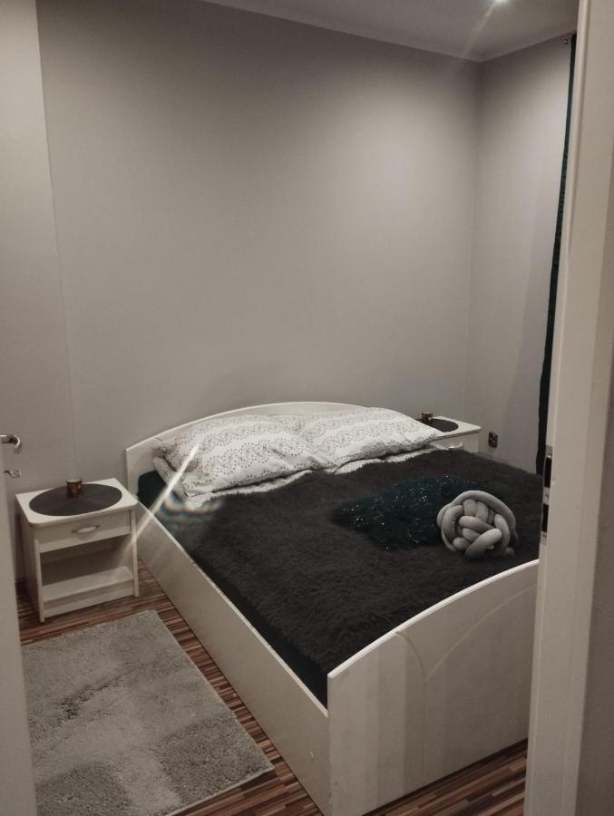 Apartament Rycerska วาลบ์จิก ภายนอก รูปภาพ